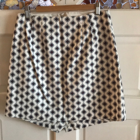 LOFT A-line skirt - Picture 2 of 5